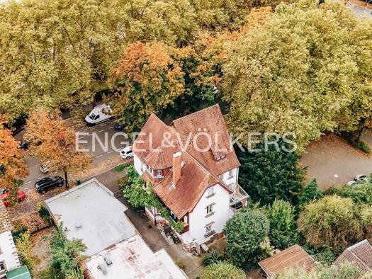 Einfamilienhaus zum Kauf 498.000 € 9,5 Zimmer 317 m² 418 m² Grundstück Lahr 77933