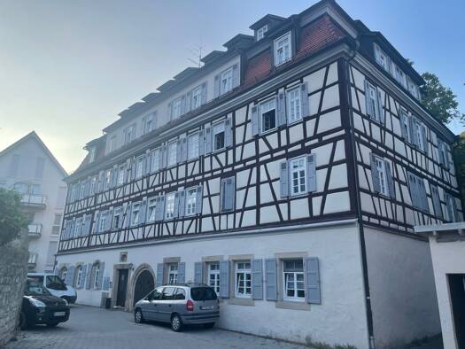 Wohnung zur Miete 1.100 € 3 Zimmer 81 m² Geschoss 2/4 frei ab 01.04.2026 In der Musel 14 Bad Urach 72574