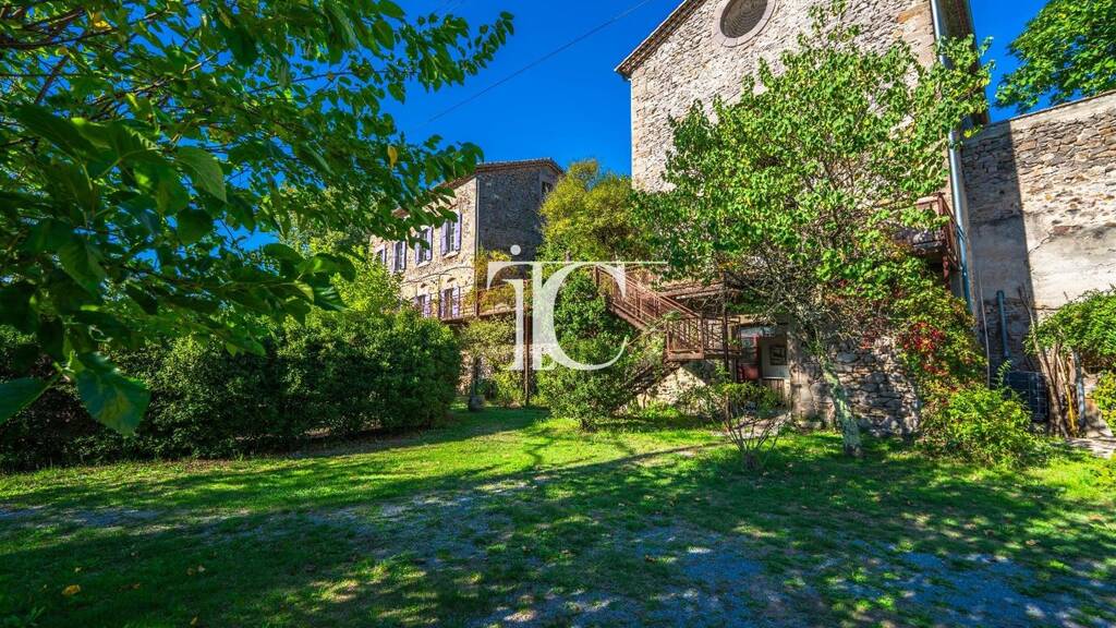 Haus zum Kauf 910.000 € 379 m² 8.758 m² Grundstück Banne 07460