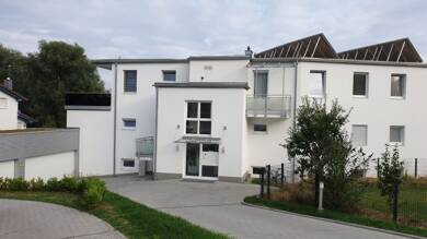 Wohnung zur Miete 462 € 2 Zimmer 38,4 m² frei ab sofort Alte Straße 48 Grubweg Passau 94034