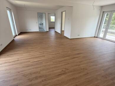 Wohnung zur Miete 990 € 3 Zimmer 82,3 m² Homburg Homburg 66424