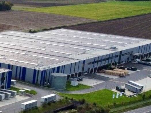 Lagerhalle zur Miete provisionsfrei 15.358 m² Lagerfläche teilbar ab 7.380 m² Gudensberg Gudensberg 34281
