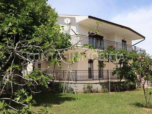 Einfamilienhaus zum Kauf 450.000 € 10 Zimmer 225 m² Lopar, Rab Lopar 51281