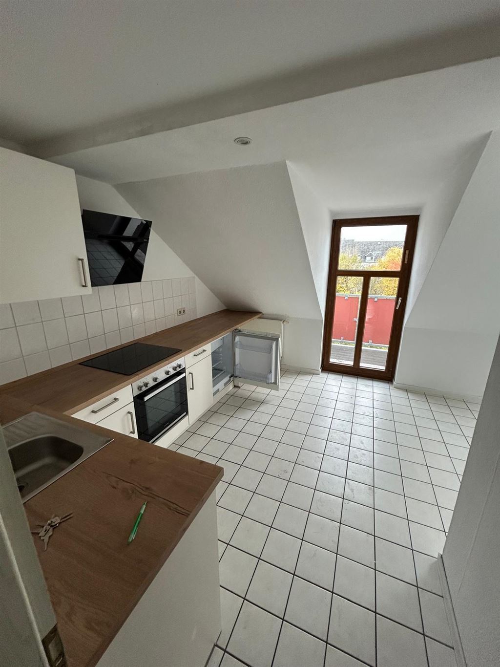 Wohnung zur Miete 279 € 3 Zimmer 59 m²<br/>Wohnfläche 4.<br/>Geschoss ab sofort<br/>Verfügbarkeit Hainstraße 34 Sonnenberg 211 Chemnitz 09130