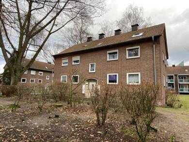 Wohnung zur Miete 329 € 2 Zimmer 32 m² Dachgeschoss, 2. Geschoss frei ab 02.08.2025 Breslauer Straße 8 Heutingsweg Bocholt 46397