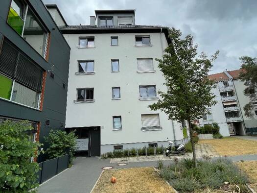 Wohnung zur Miete 671 € 1 Zimmer 44,4 m² 4. Geschoss frei ab sofort Mannheimer Str. 21 Gibitzenhof Nürnberg 90443