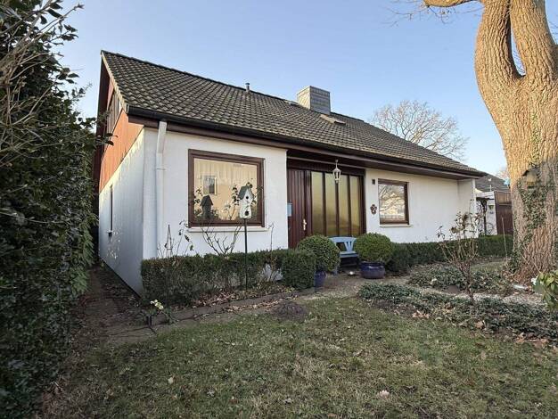 Einfamilienhaus zum Kauf 359.000 € 5 Zimmer 124,9 m² 743 m² Grundstück Uetersen 25436