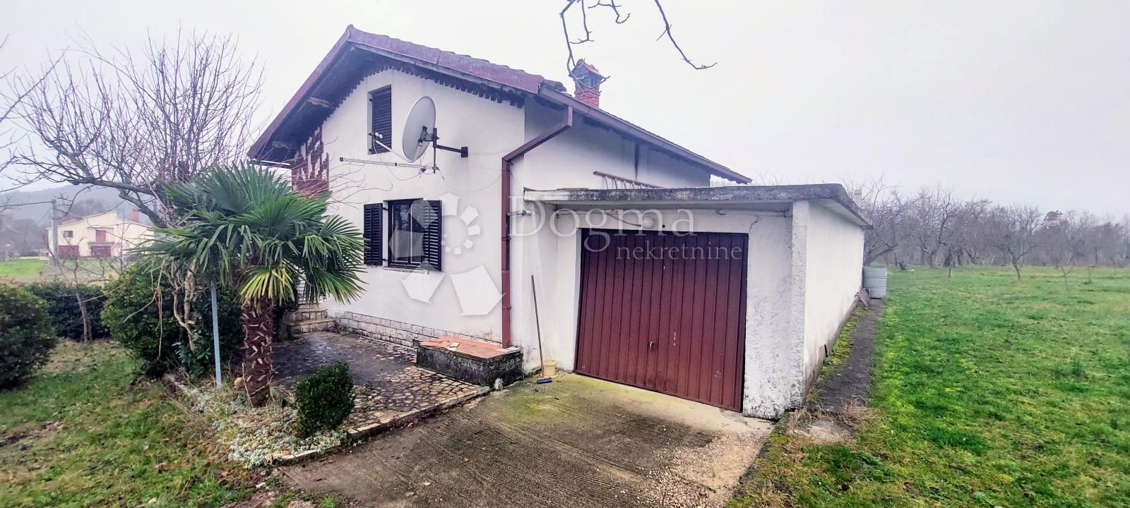 Haus zum Kauf 181.500 € 2 Zimmer 84 m²<br/>Wohnfläche 4.000 m²<br/>Grundstück Boljunsko Polje 52426