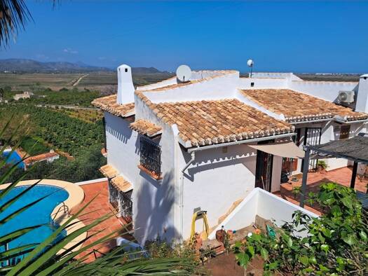 Villa zum Kauf provisionsfrei 745.000 € 6 Zimmer 367 m² 4.026 m² Grundstück frei ab sofort Denia 03700