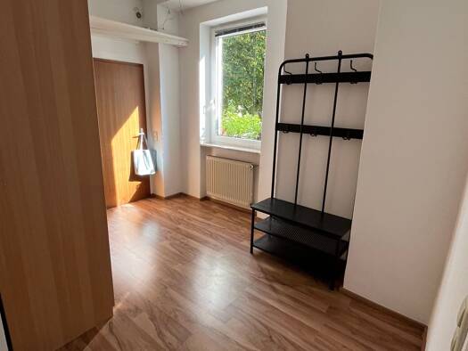 Wohnung zur Miete 700 € 2 Zimmer 58 m² Geschoss 1/3 frei ab sofort Nikolausstraße 34 Trier-Süd Trier 54290