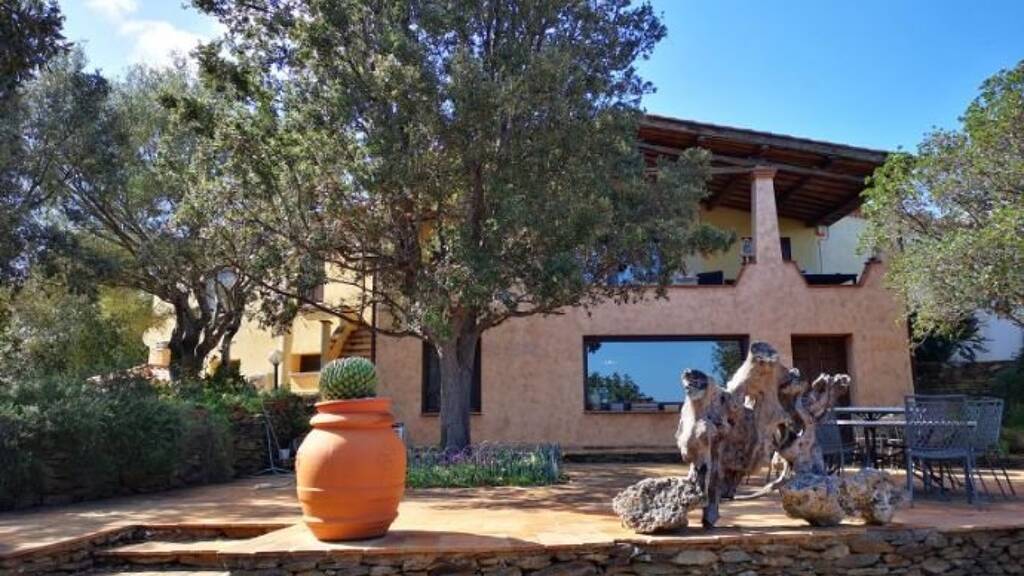 Villa zum Kauf 1.500.000 € 8 Zimmer 370 m² 60.000 m² Grundstück Siniscola