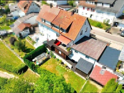 Reihenendhaus zum Kauf 230.000 € 7 Zimmer 113 m² 311 m² Grundstück Panoramastraße 12 Oberkochen 73447