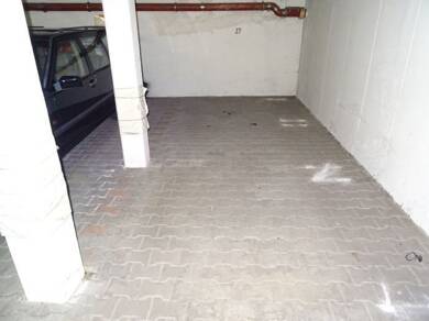 Tiefgaragenstellplatz zur Miete provisionsfrei 25 € Brühl Werdau Werdau 08412