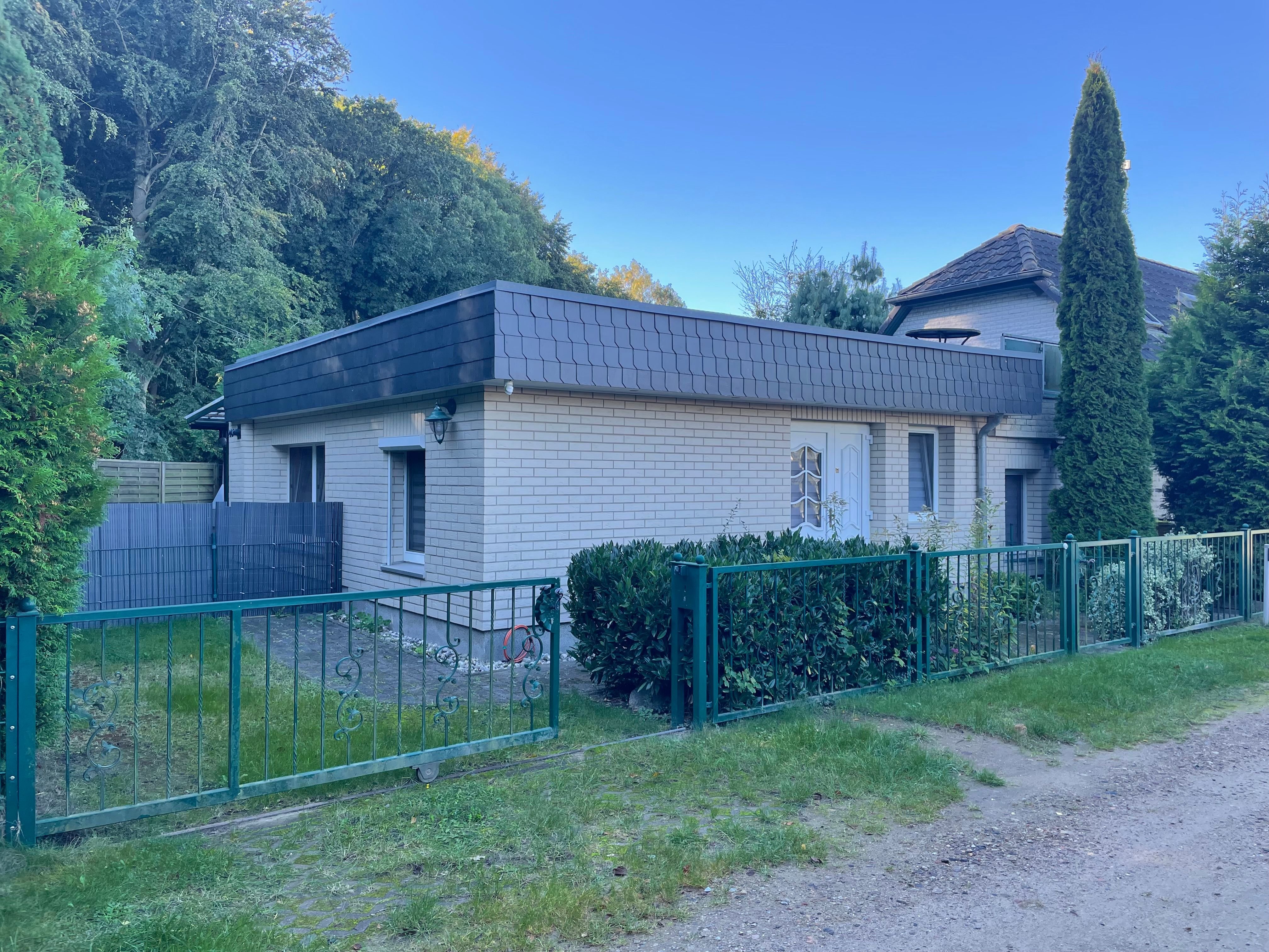 Bungalow zum Kauf 199.000 € 2 Zimmer 75 m²<br/>Wohnfläche 281 m²<br/>Grundstück ab sofort<br/>Verfügbarkeit Loissin Loissin 17509