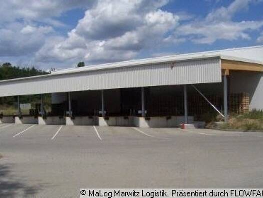 Logistikzentrum zur Miete provisionsfrei 4,25 € 6.000 m² Lagerfläche teilbar ab 3.000 m² Genshagen Ludwigsfelde 14974