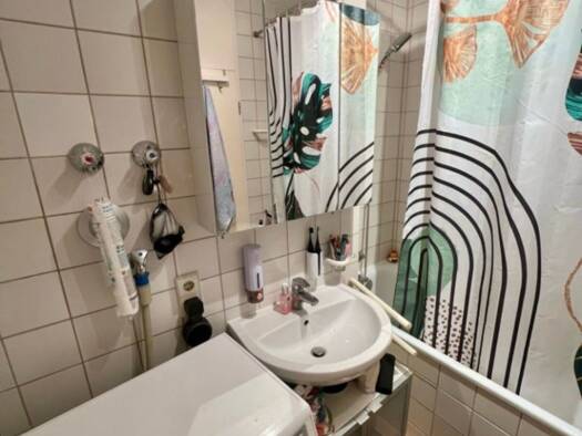 WG-Zimmer zur Miete 700 € 16 m² Geschoss 4/5 frei ab 15.11.2026 Maxvorstadt München 80333