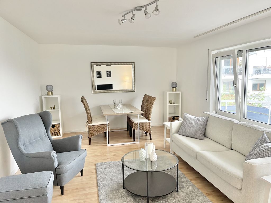 Wohnung zur Miete Wohnen auf Zeit 2.399 € 3 Zimmer 65 m²<br/>Wohnfläche 01.01.2025<br/>Verfügbarkeit Spessartweg Walldorf Mörfelden-Walldorf 64546