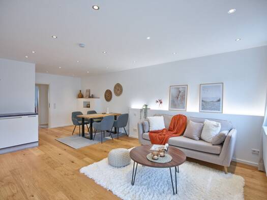 Wohnung zum Kauf 300.000 € 3 Zimmer 76,6 m² Dingolfing 84130
