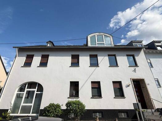 Wohnung zum Kauf 287.000 € 4 Zimmer 110 m² 1. Geschoss Irsch Trier 54296