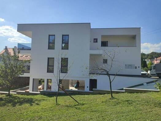 Einfamilienhaus zum Kauf 1.055.000 € 6 Zimmer 257 m² Zagreb 10000