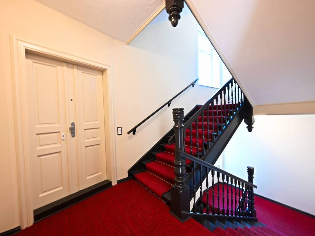 Property thumbnail 6