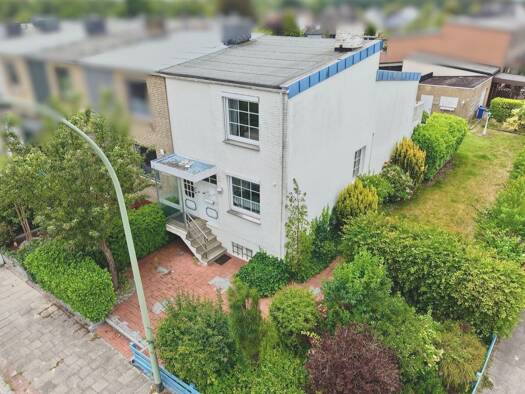 Reihenmittelhaus zum Kauf 220.000 € 3 Zimmer 95 m² 451 m² Grundstück Lehe Lehe 27580
