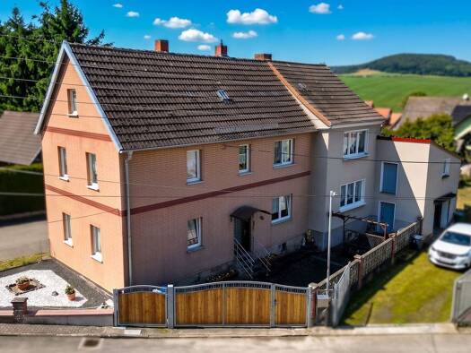 Einfamilienhaus zum Kauf 49.900 € 6 Zimmer 160 m² 233 m² Grundstück Martinfeld Schimberg 37308