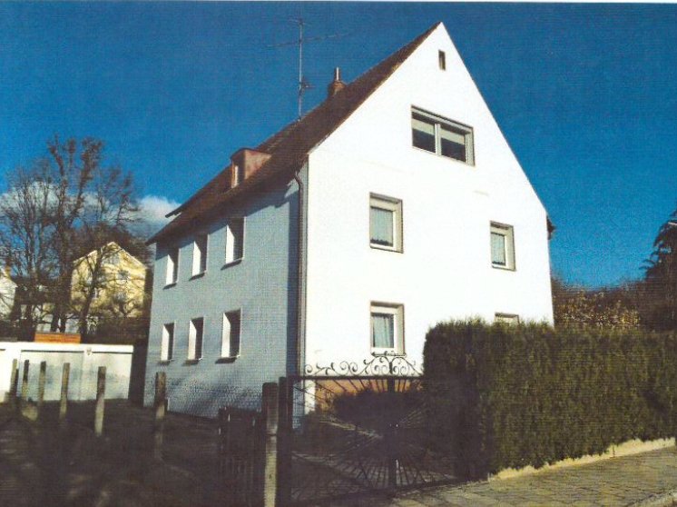 Mehrfamilienhaus zum Kauf 798.000 € 9 Zimmer 245 m²<br/>Wohnfläche 679 m²<br/>Grundstück Reinhausen Regensburg / Reinhausen 93059