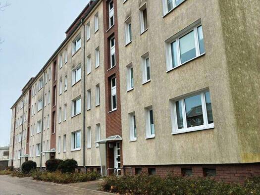 Wohnung zum Kauf 79.000 € 2 Zimmer 43 m² EG Ihlenfelder Vorstadt Neubrandenburg 17034