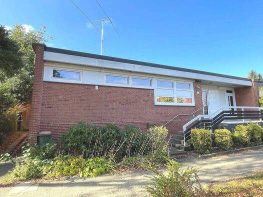 Bungalow zum Kauf 369.000 € 5 Zimmer 112,1 m² 356 m² Grundstück frei ab sofort In de Bans 8a Marmstorf Hamburg 21077