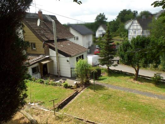 Doppelhaushälfte zum Kauf 99.000 € 4 Zimmer 80 m² 397 m² Grundstück Nespen Reichshof 51580