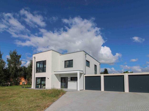 Haus zum Kauf - Erstbezug 790.000 € 5 Zimmer 195,2 m² 1.760,2 m² Grundstück Burkau 01906