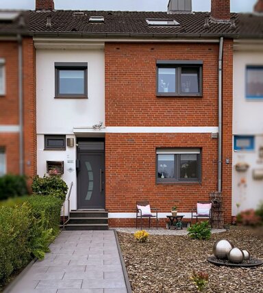 Reihenmittelhaus zum Kauf 287.500 € 5 Zimmer 112,3 m² 294 m² Grundstück Altengroden Wilhelmshaven 26386