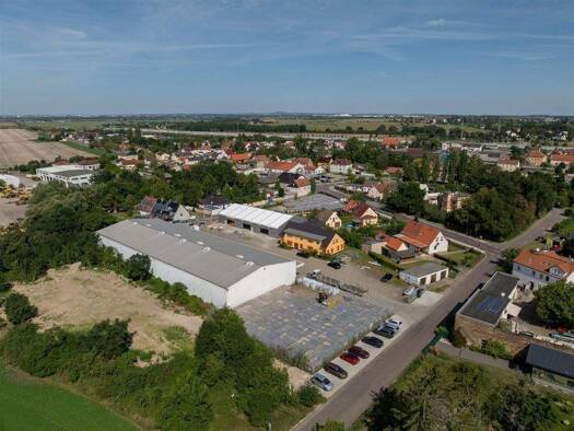 Halle/Industriefläche zur Miete 6.250 € 2.750 m² Lagerfläche Gröbers Kabelsketal 06184