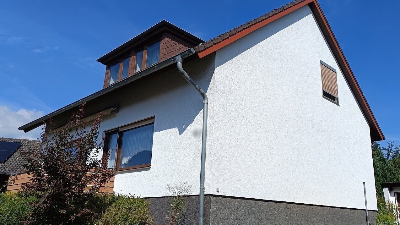 Einfamilienhaus zum Kauf 275.000 € 7 Zimmer 136 m²<br/>Wohnfläche 541 m²<br/>Grundstück ab sofort<br/>Verfügbarkeit Wolfsanger Kassel 34125