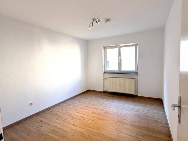 Wohnung zur Miete 420 € 2 Zimmer 38 m² frei ab sofort Innenstadt Kaiserslautern 67659