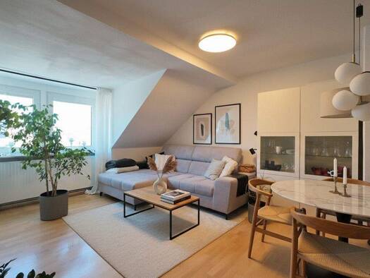 Mehrfamilienhaus zum Kauf 378.850 € 210 m² 569 m² Grundstück Schleswig 24837