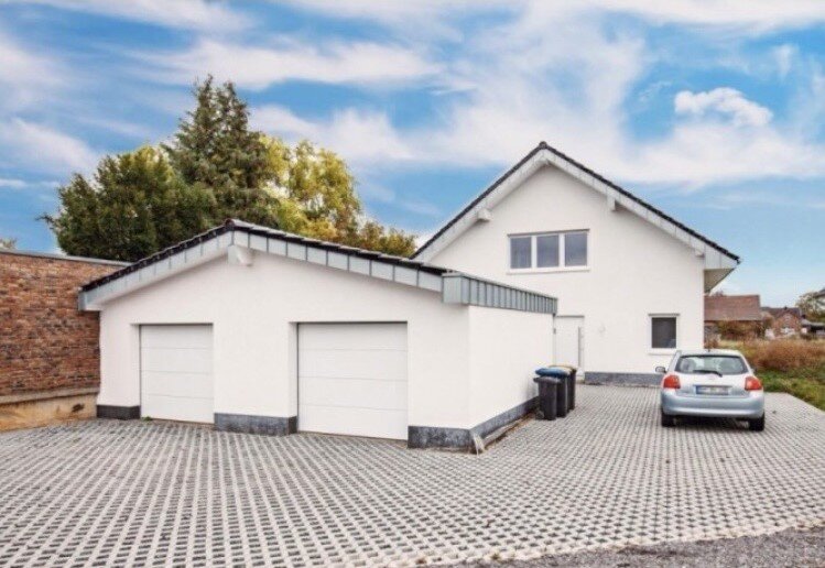 Einfamilienhaus zum Kauf 649.000 € 5 Zimmer 208 m²<br/>Wohnfläche 948 m²<br/>Grundstück Disternicher Straße 12 Weiler in der Ebene Zülpich 53909