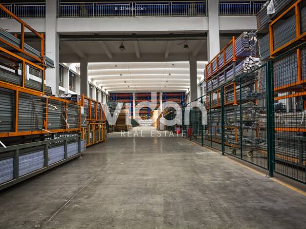 Lagerhalle zur Miete 11.500 m² Lagerfläche teilbar ab 15.700 m² Riemke Bochum 44807