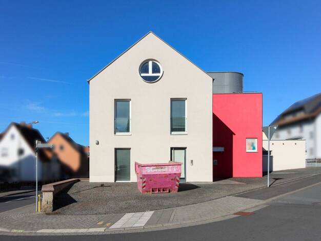 Wohnung zum Kauf 309.000 € 2 Zimmer 91 m² 2. Geschoss Petersberg Petersberg 36100