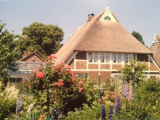 Einfamilienhaus zur Miete 1.750 € 7 Zimmer 147 m² 730 m² Grundstück frei ab 01.02.2026 Achter de Wisch 17 Neuengamme Hamburg 21039