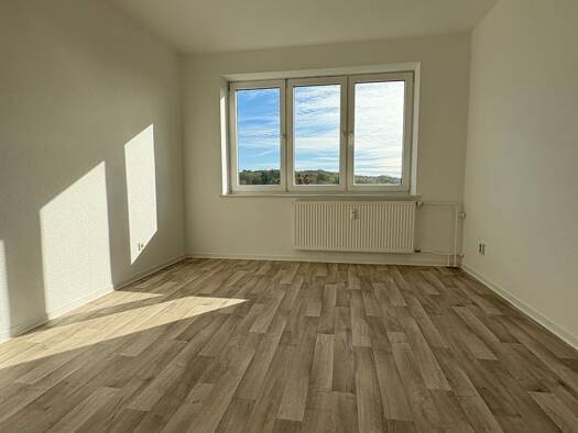Wohnung zur Miete 300 € 2 Zimmer 44,6 m² 5. Geschoss Monckeshofer Straße 38 Monckeshof Neubrandenburg 17034