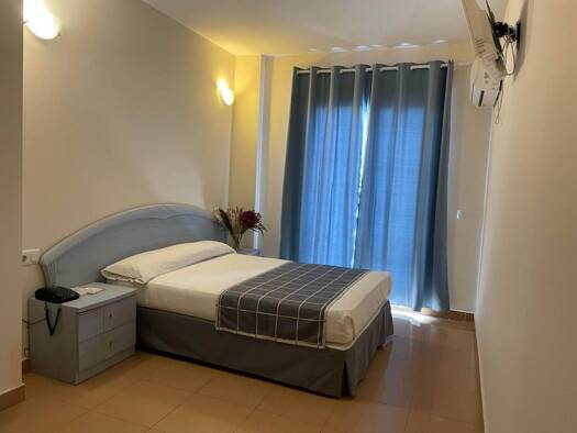 Haus zum Kauf 1.795.000 € 1 Zimmer 2.000 m² Lecrín 18002