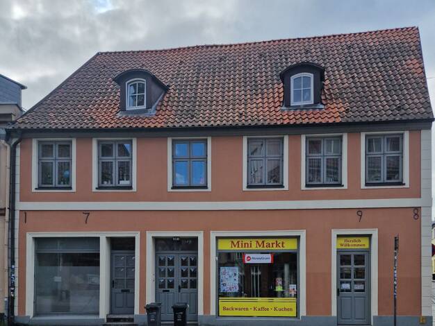 Mehrfamilienhaus zum Kauf 735.000 € 9 Zimmer 180 m² 155 m² Grundstück Altstadt Stralsund 18439