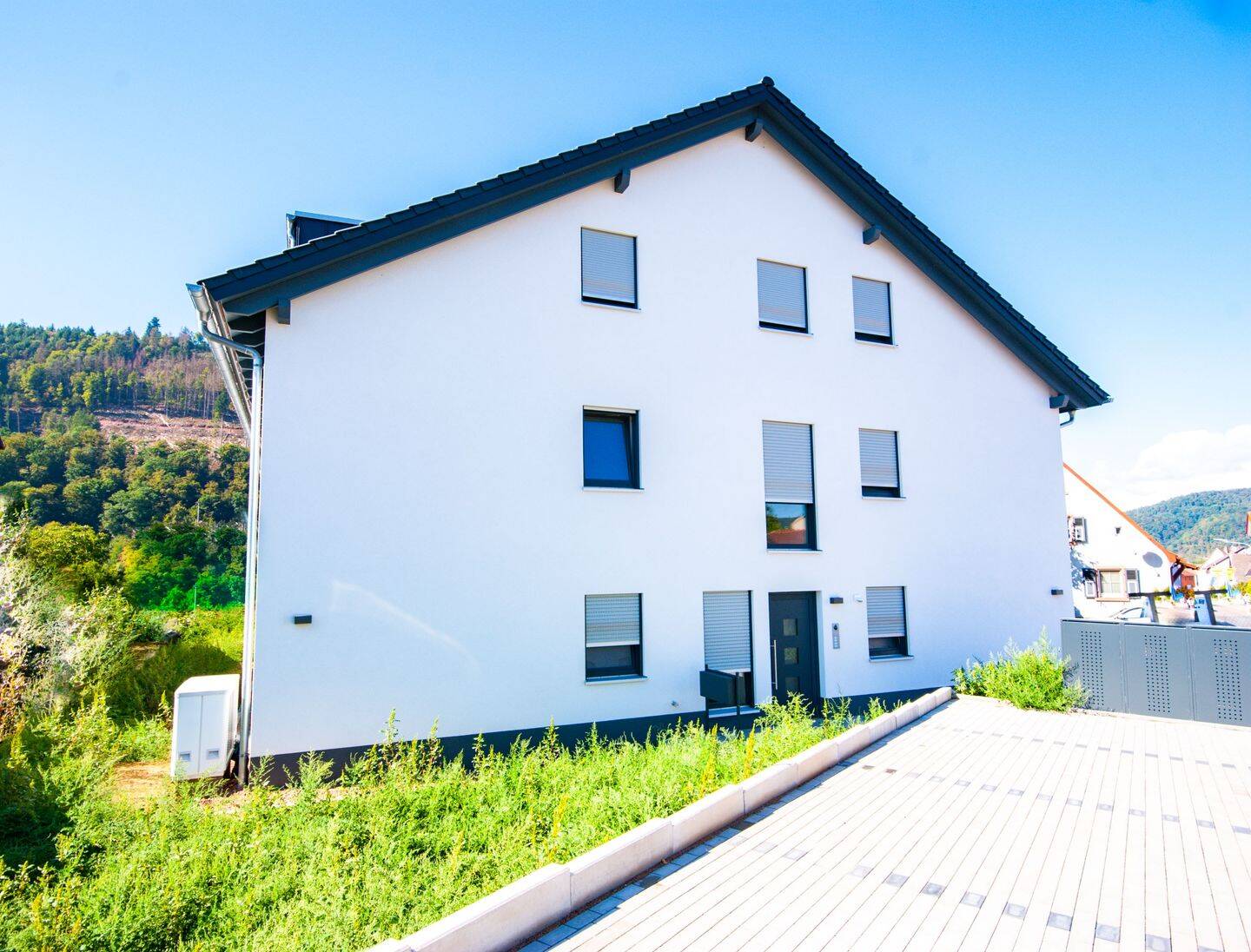 Immobilie in Faulbach - +++ 2 LUXUS Wohnungen: Rendite-Paket zwischen Spessart und Main +++ - Bild 0