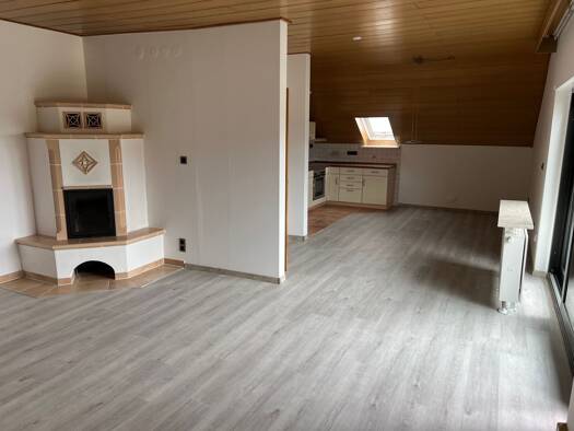 Wohnung zur Miete 850 € 5 Zimmer 90 m² Geschoss 1/1 frei ab 01.09.2025 Klardorf Schwandorf 92421
