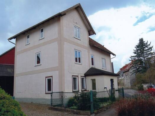 Einfamilienhaus zum Kauf 75.000 € 9 Zimmer 200 m² 1.719 m² Grundstück frei ab sofort Kaltennordheim 36452