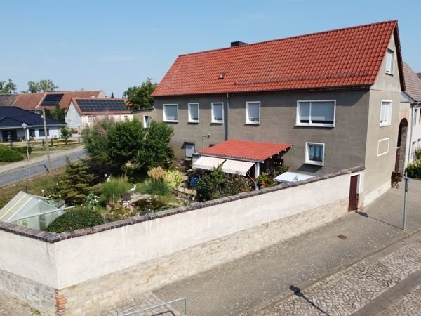 Einfamilienhaus zum Kauf 109.000 € 6 Zimmer 120 m²<br/>Wohnfläche 545 m²<br/>Grundstück Groß Schierstedt Groß Schierstedt 06449