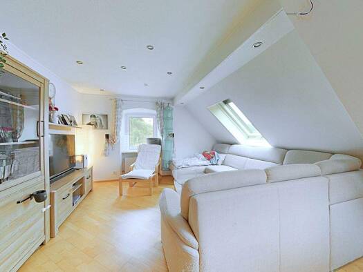 Wohnung zum Kauf 190.000 € 4 Zimmer 127 m² frei ab sofort Uiffingerstr. 74 Uiffingen Boxberg 97944