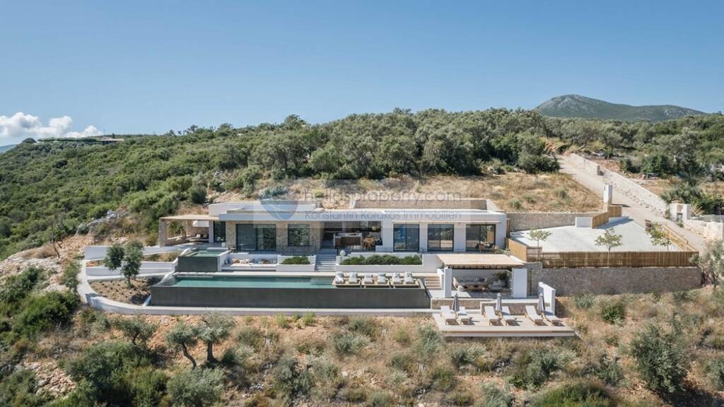 Villa zum Kauf 1.950.000 € 9 Zimmer 251,2 m² 4.191,9 m² Grundstück Lefkada 31100